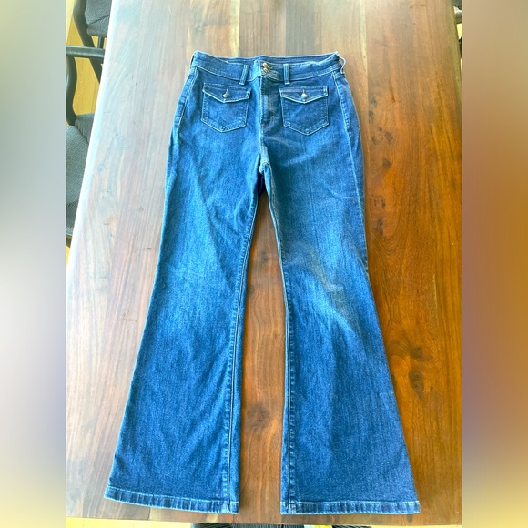 Gap 70’s Flare High Rise Dark Indigo size 31 - Picture 4 of 7